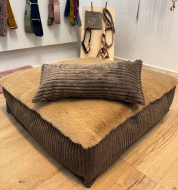 Poducha WELUR Z FUTERKIEM